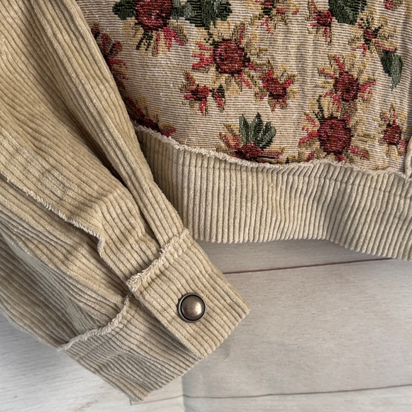 POL Floral Corduroy Sunflower Jacket - Cream and Tan size small - Picture 4 of 6
